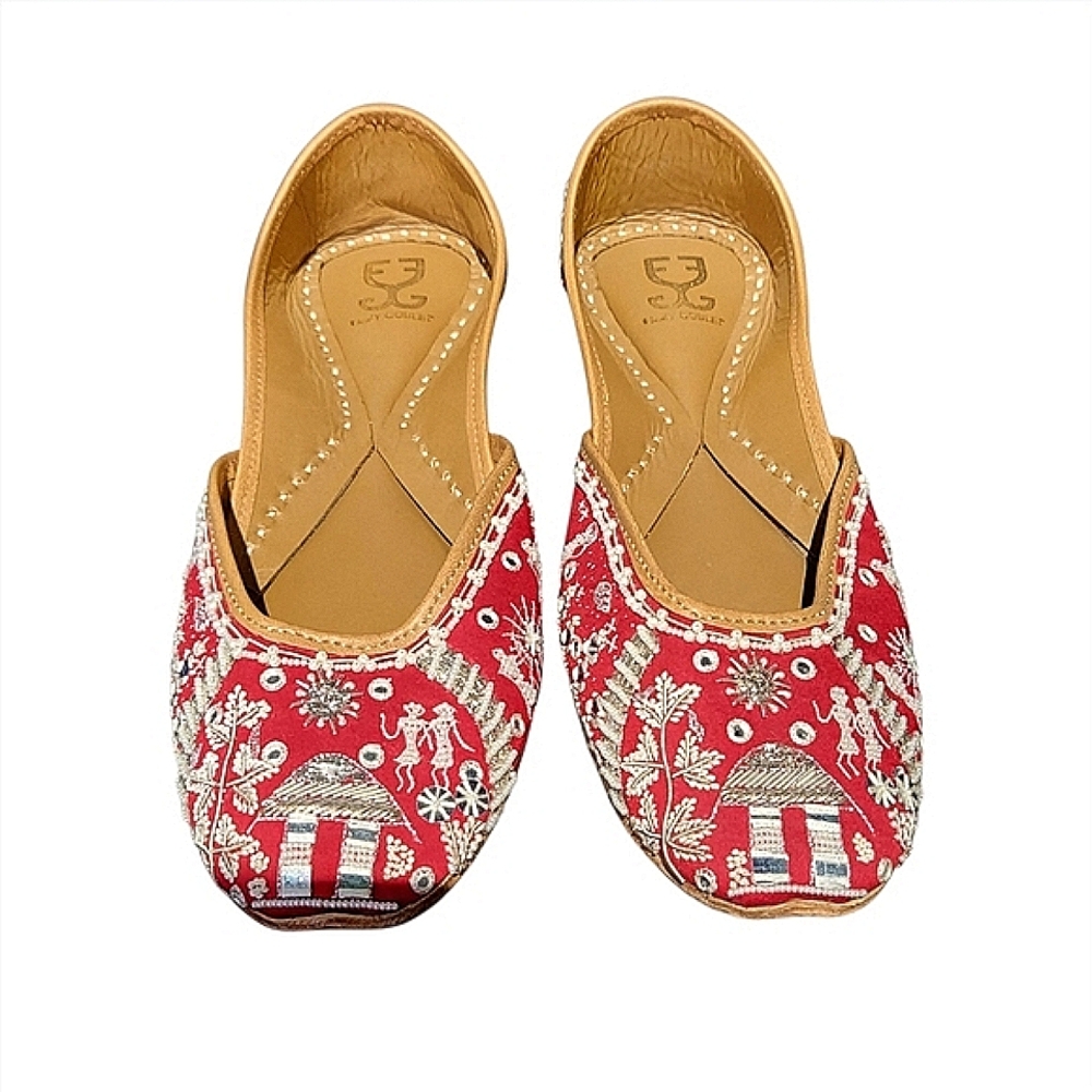 Fizzy Goblet Feels Like Home Juttis Embroidered Flats Size 38 (US 8) NWOT